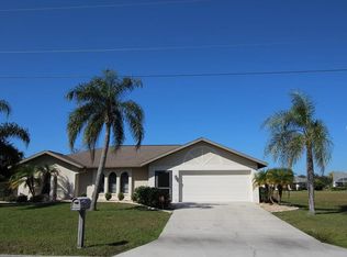 369 Tres Lagoas St, Punta Gorda, FL 33983