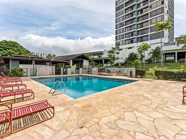 98-402 Koauka Loop, Aiea, HI