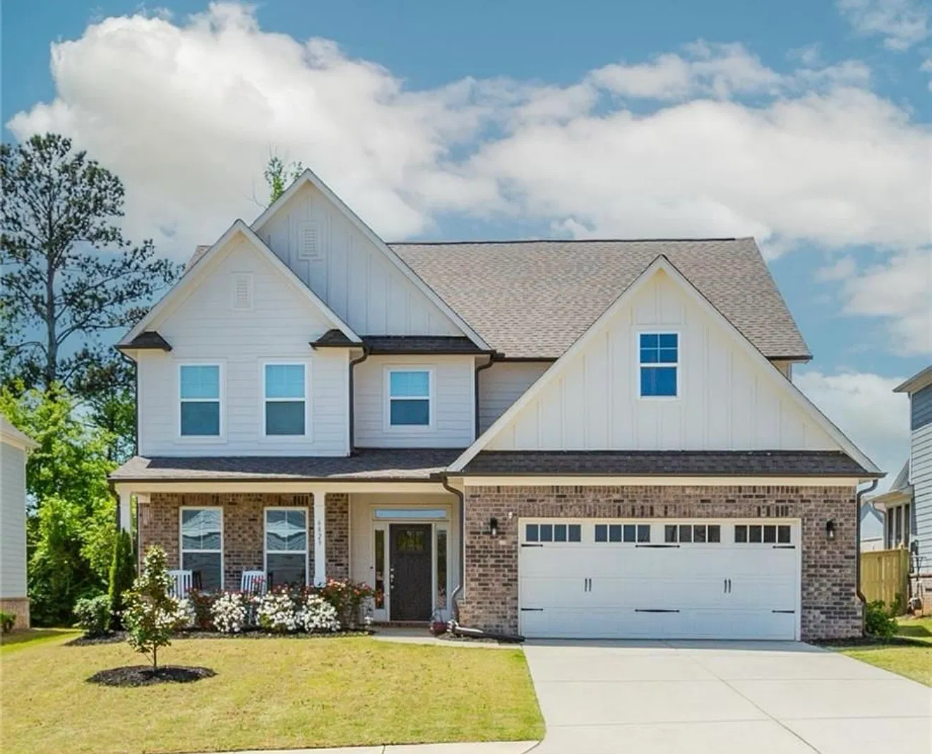 4 bed, 2.5 bath, 3083 sqft, $3,150 — Photo 1