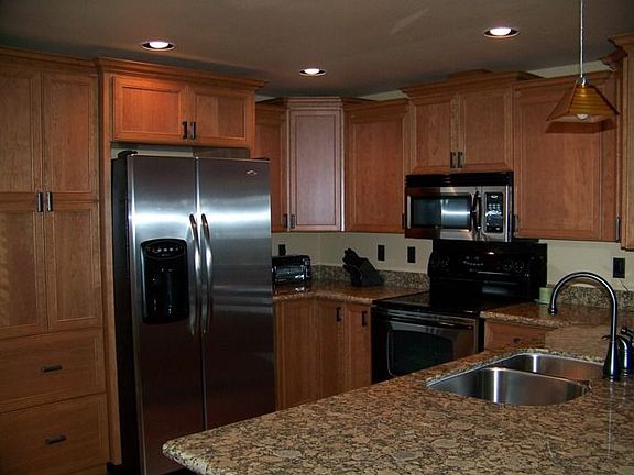 2nd image of 3210 NE 111th Cir