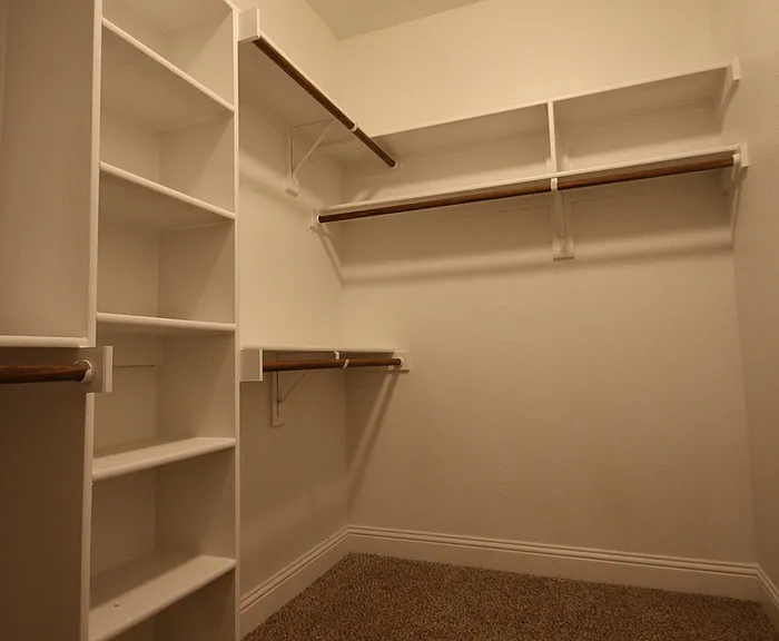 8009 Bangor Dr — Photo 18