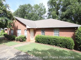 1184 Northlake Dr, Auburn, AL 36832