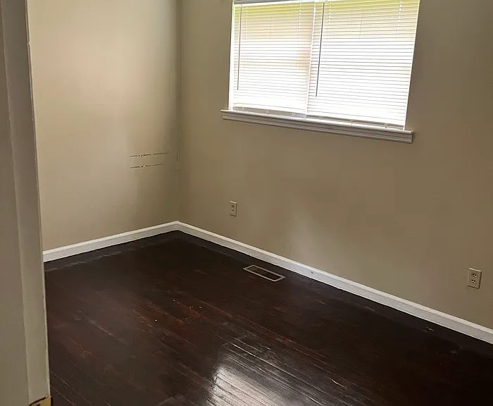 423 Poinciana Ave — Photo 3