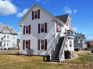 431 High St APT 4, Somerset, MA 02726