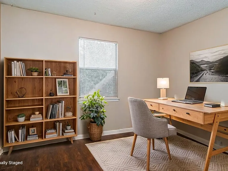 11702 Tanager Dr — Photo 15