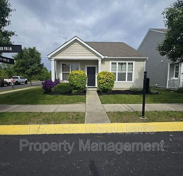 2577 Silver Fir Ln — Photo 1