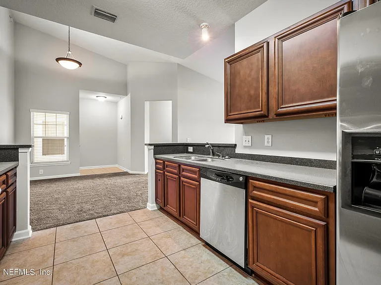 4920 Key Lime Dr #304 — Photo 11