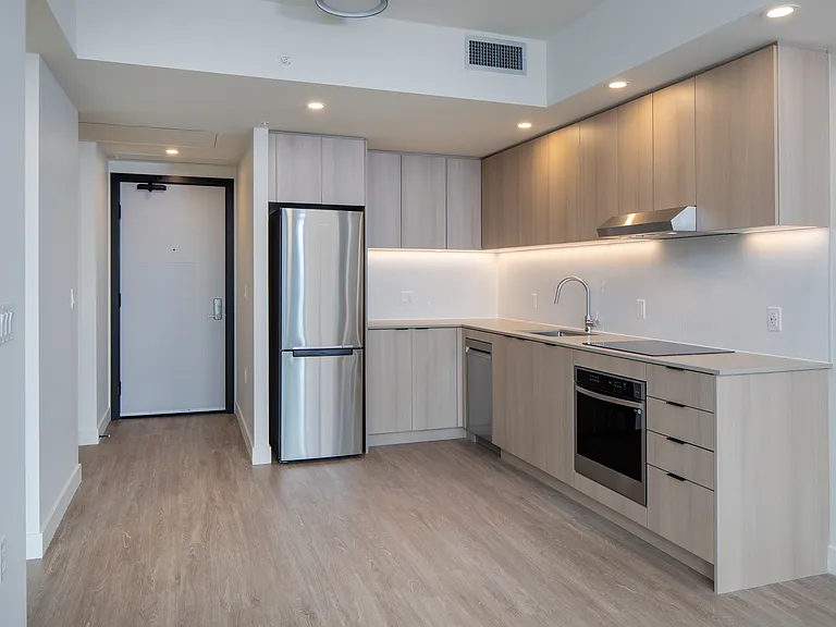 9873 King George Blvd — Photo 33
