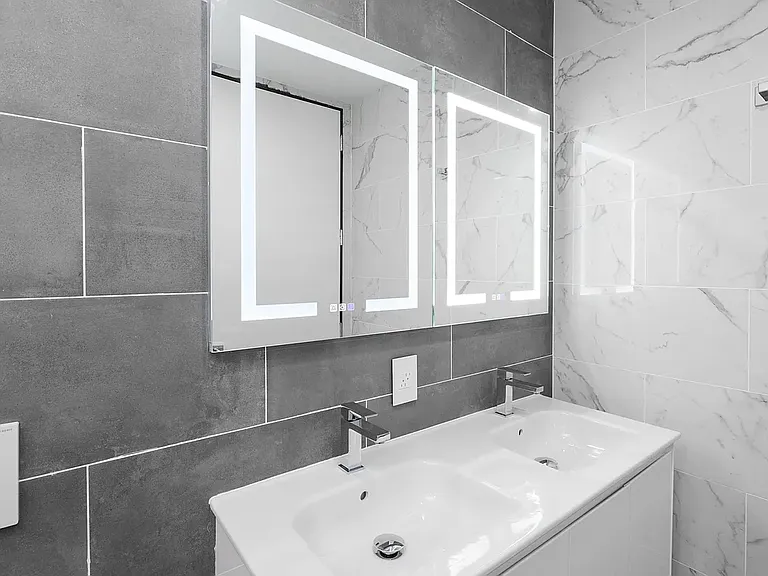 224 W 20th St #3 — Photo 7