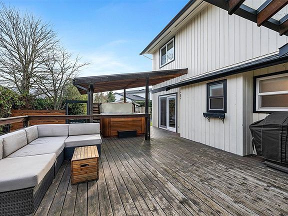 4th image of 10369 Bowerbank Rd