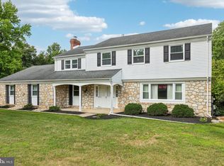 154 Buckshire Dr, Holland, PA