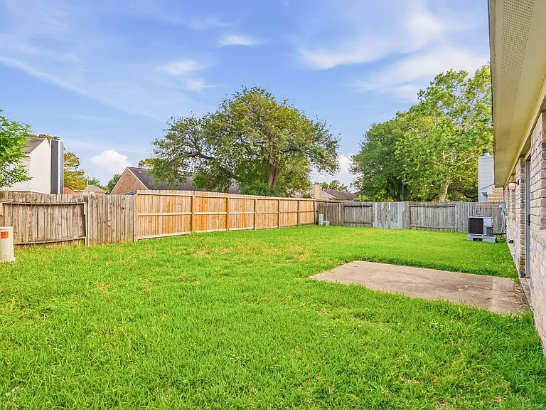 2658 Anthony Hay Ln — Photo 24