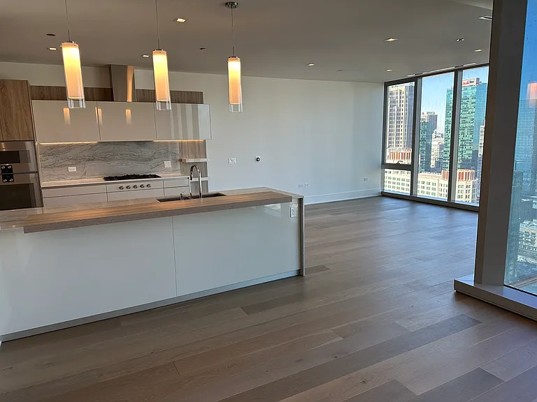 363 E Wacker Dr #2704 — Photo 4