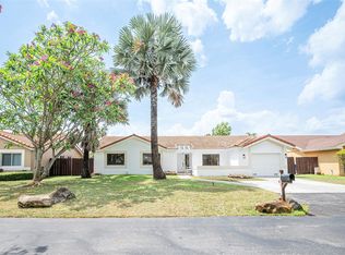 15327 SW 54th Ln, Miami, FL 33185