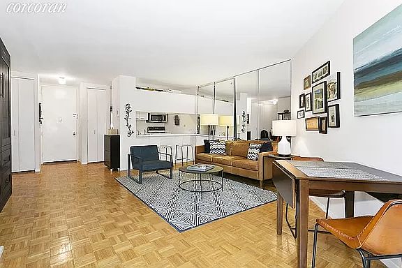 4th image of 393 W 49th St APT 2JJ