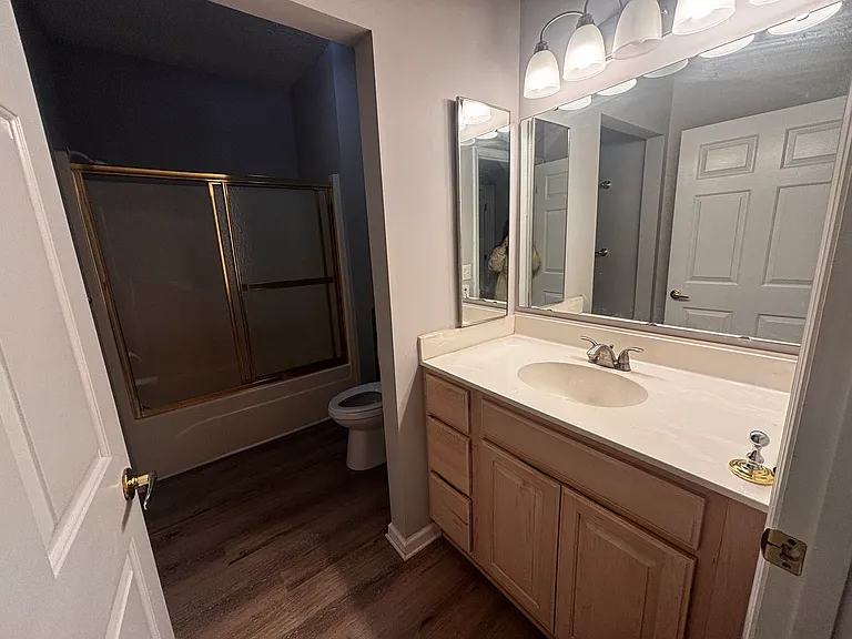 2311 Sweetwater Blvd — Photo 9