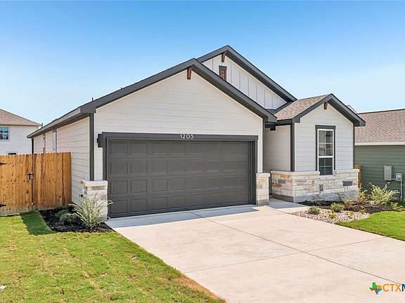 2nd image of 1205 Lavender Way