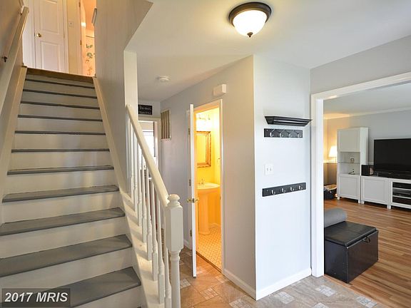 2nd image of 4 Crosswood Pl