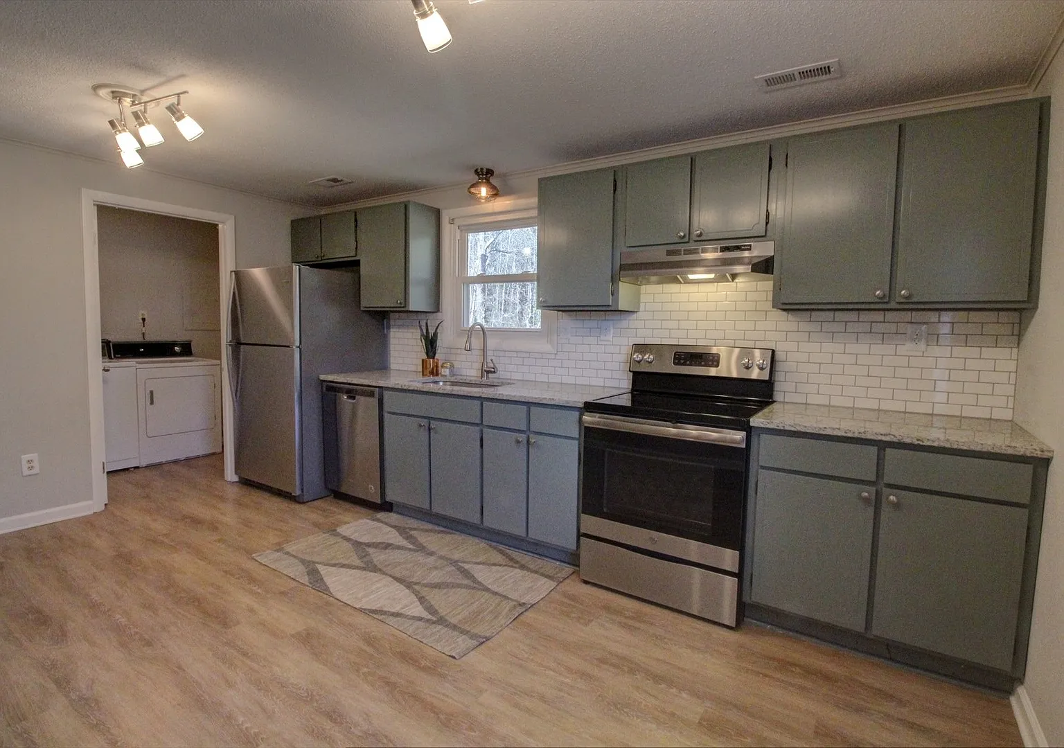 Available early September! Adorable + updated 3 bedroom home with fenced yard, 10 minutes from Do... — Photo 2
