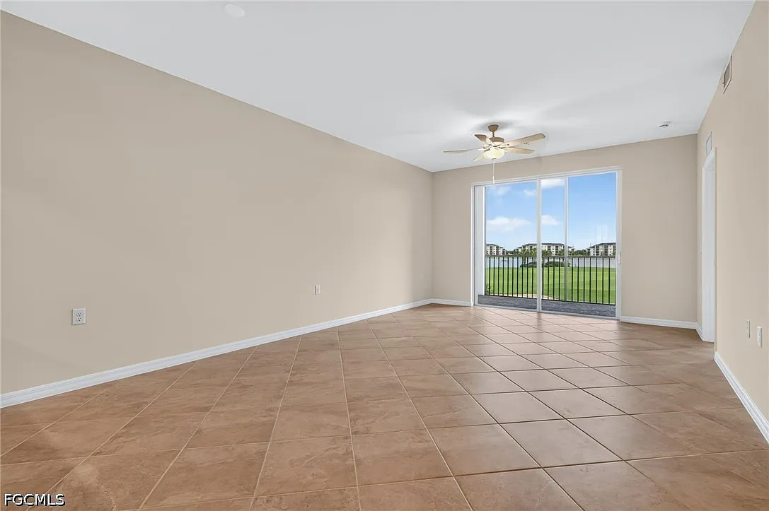 2 bed, 2.0 bath, 1152 sqft, $2,100 — Photo 4
