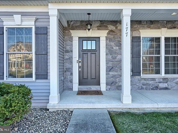 3rd image of 177 Scenic Ridge Dr