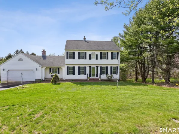 53 Hansen Farm Road, North Haven, CT 06473