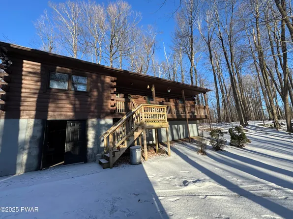 18 Summit Dr, Elmhurst Township, PA 18444