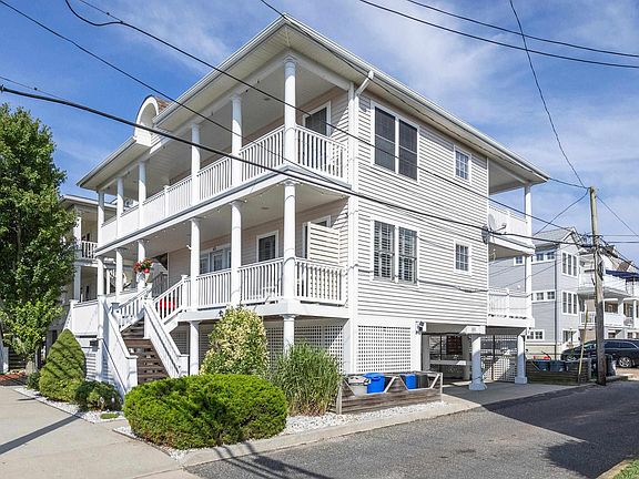 2nd image of 405 E Atlantic Ave #1