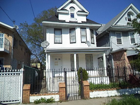 3rd image of 105-35 135th St