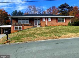 119 Jamestown Rd, Front Royal, VA 22630