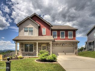 8925 Chesney Oaks Ln, Knoxville, TN 37924