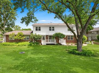 322 Fairchild Ct UNIT B, Bloomingdale, IL 60108