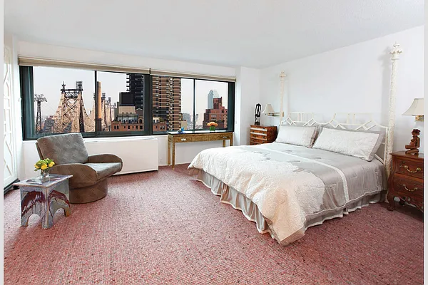 Sold by Stribling | media 27