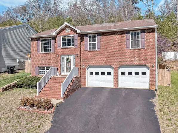 4219 Daugherty Rd, Salem, VA 24153