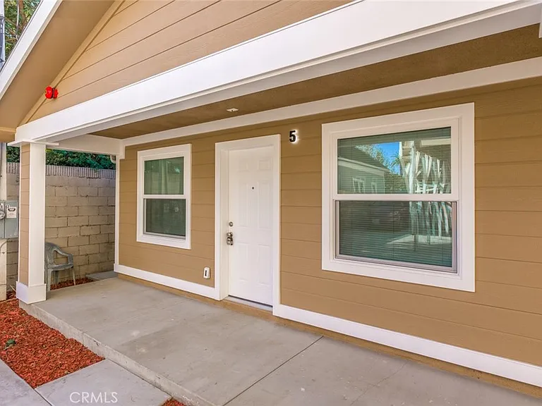 710 N Minter St #6 — Photo 2