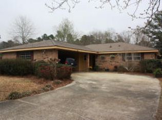 9 Country Park Cir, Petal, MS 39465