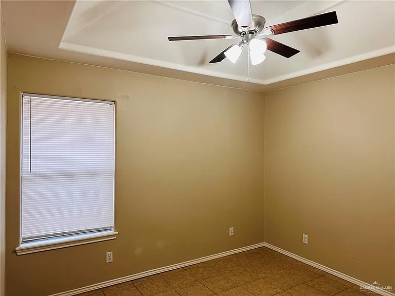 2105 W Western Dr #2 — Photo 10
