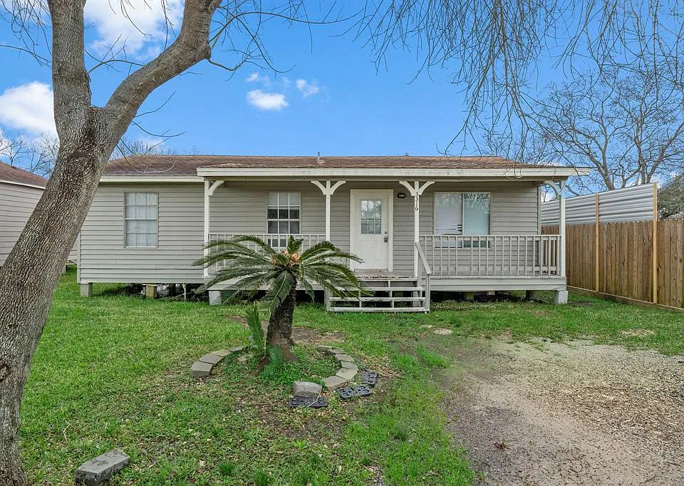 3316 Texas Ave