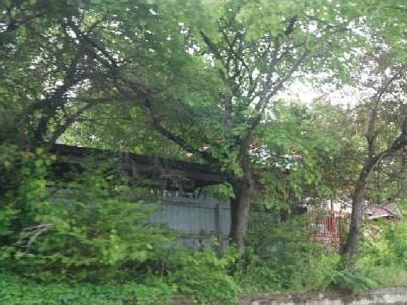 2nd image of 1102 W Main St