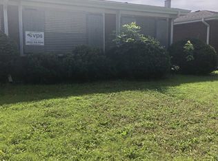 16001 Vine Ave, Harvey, IL 60426