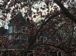 11 Locust Dr, Kingston, RI 02881