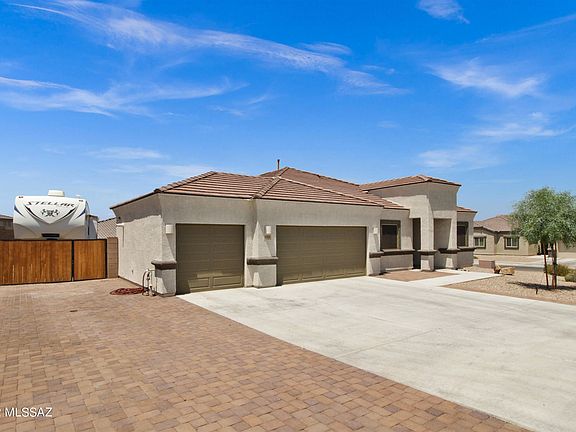 3rd image of 730 S Adanirom Judson Ave