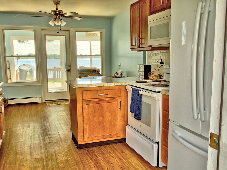 137 Lakeside Dr, Quincy, MI 49082 Zillow