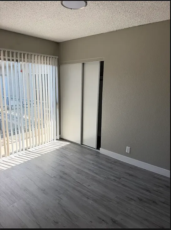 2 bed, 1.5 bath, 1175 sqft, $1,190 — Photo 3