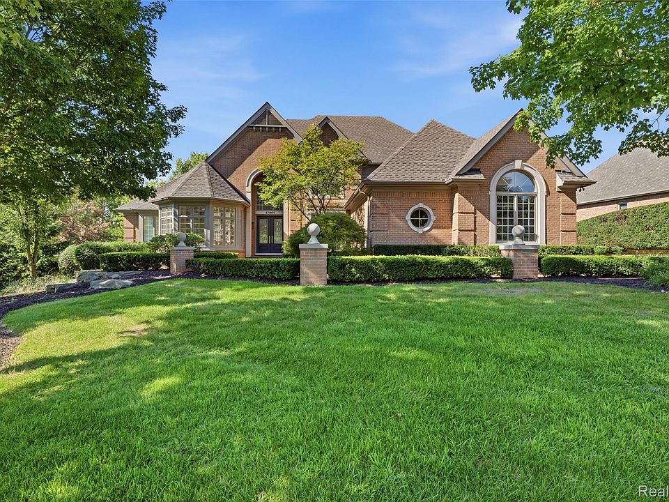 1st image of 17807 Stonebrook Dr