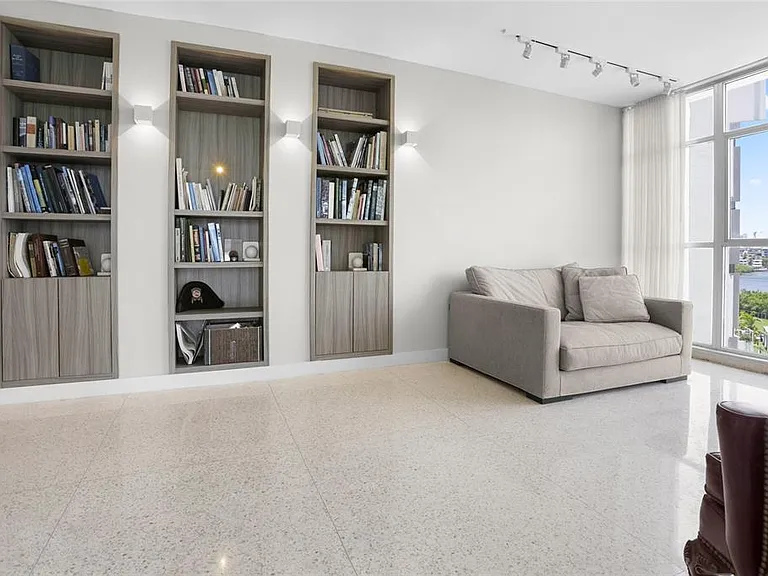 860 Ashford Ave #5C-1 — Photo 9