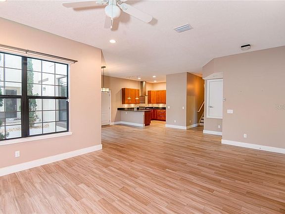 4th image of 2251 Nairn Dr
