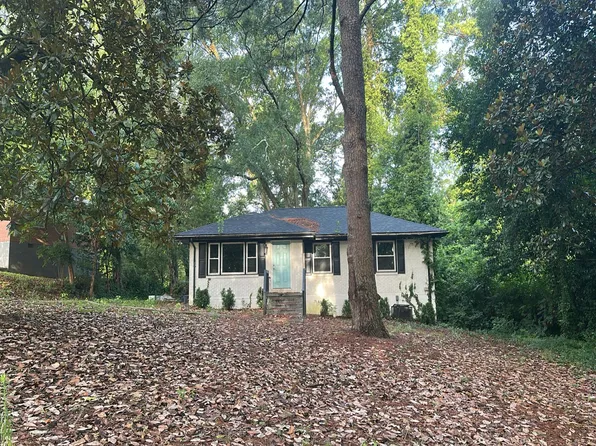 2235 Holly Hill Dr, Decatur, GA 30032