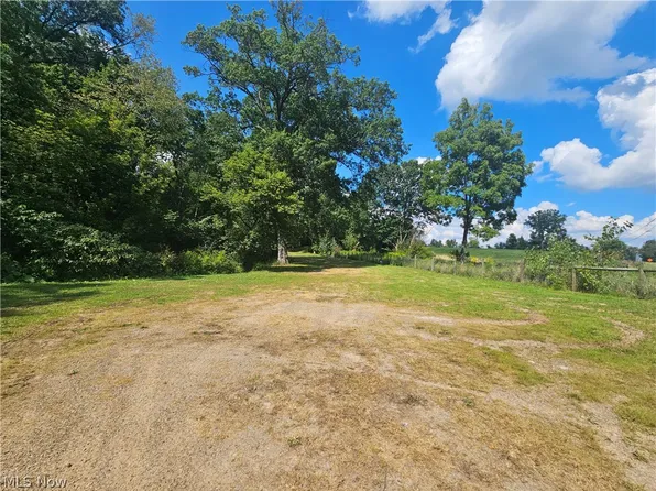 9144 Lodi Rd, Lodi, OH 44254