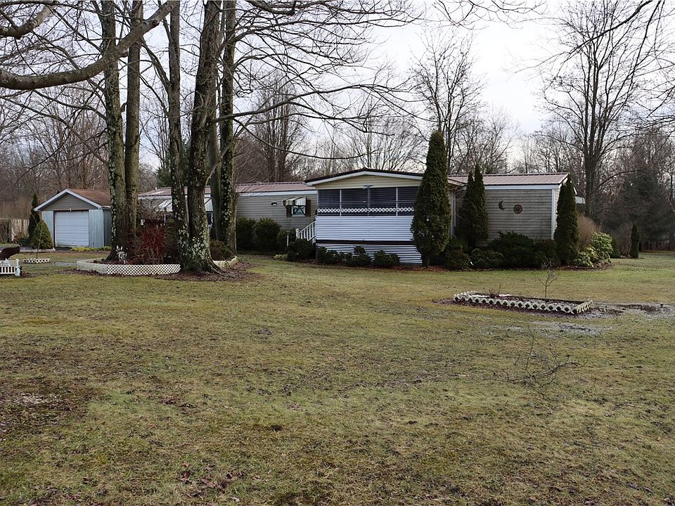 1st image of 2495 Leach Rd